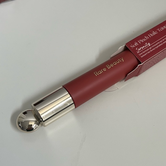 Rare Beauty by Selena Gomez
Soft Pinch Tinted Lip Oil - Picture 4 of 5